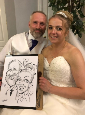 Live caricature for wedding entertainment by parody portraits.